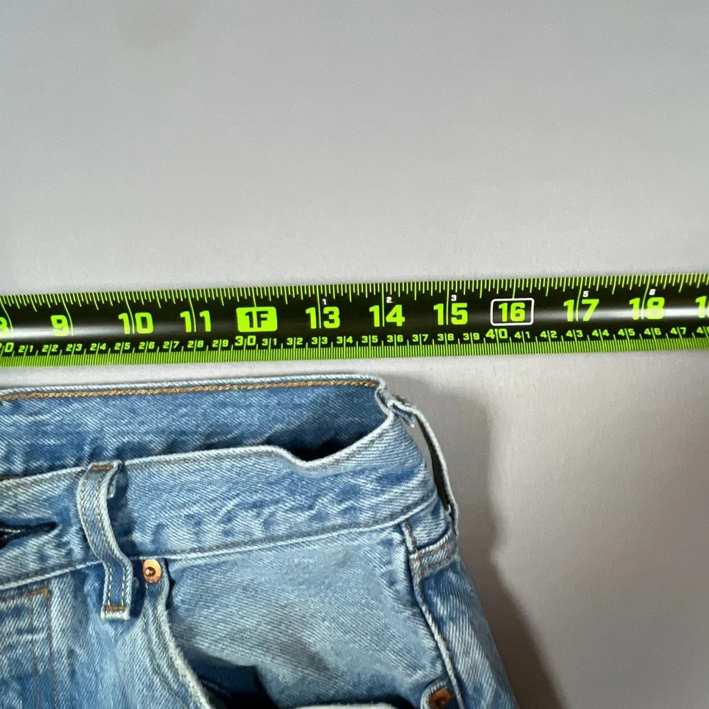 Levi's 501 Jeans Men 30x32 Blue Denim Cotton Medium Wash Distressed Straight Leg